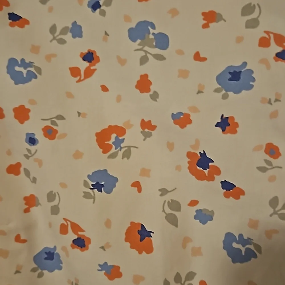 EUC L.L. Bean shirt - Picture 3 of 5